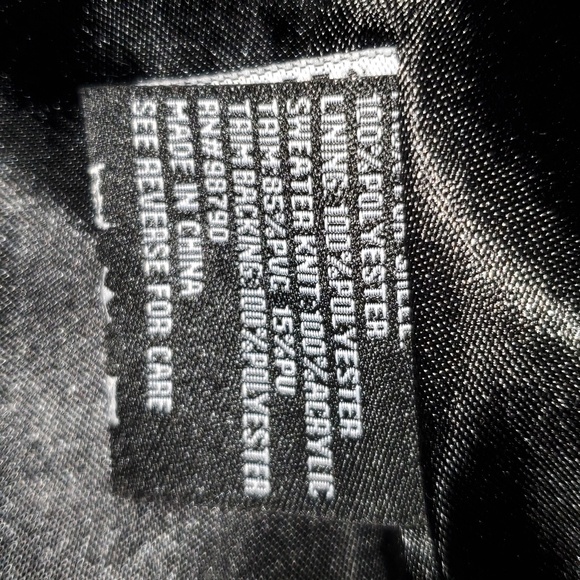 Vest - Picture 3 of 3